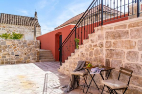 Apartment with pool and priv. terrace